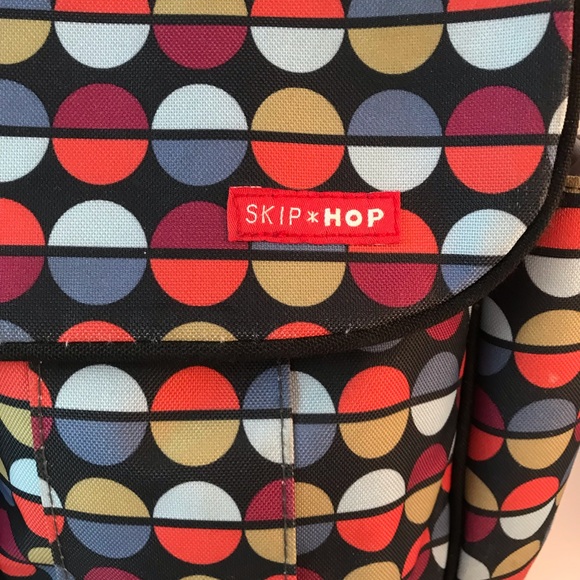 Skip Hop Dash Deluxe Diaper Bag - Picture 2 of 13